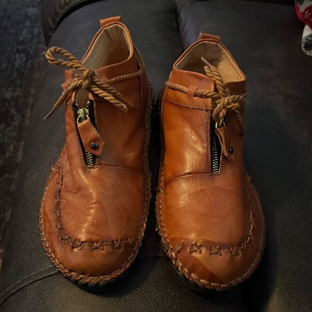 Mens European leather shoes
